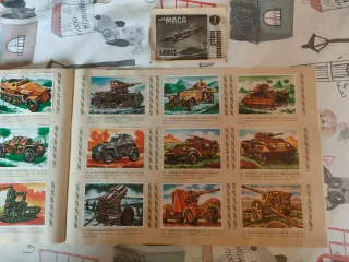 Álbum Armas MAGA Cromos Autoadhesivos Completo.MBE