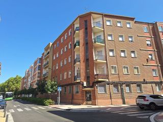 Piso en venta en La Victoria - El Cabildo en Valladolid