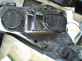 FARO DEL. IZDO. OPEL CORSA D (2006->) 1.3 CDTI