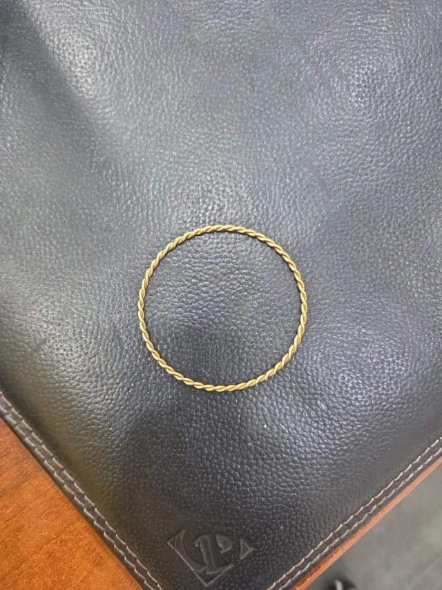 Pulsera aro rizado oro 18k