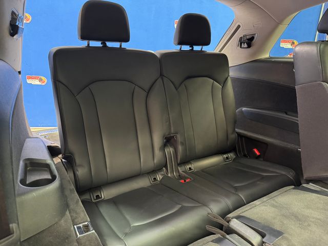 Audi Q7 3.0 tdi SLINE