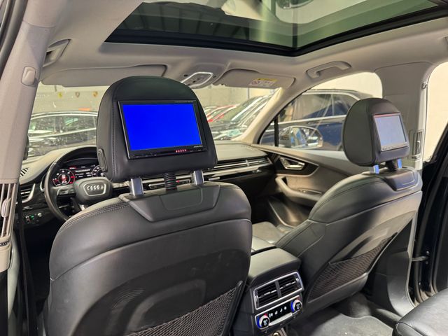 Audi Q7 3.0 tdi SLINE