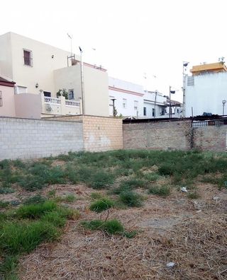 Terreno en venta en Gelves