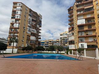 Piso en venta en Playamar en Torremolinos