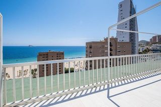 Ático en venta en Playa de Poniente en Benidorm