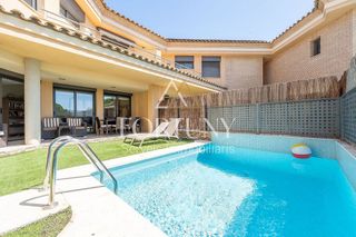 Casa pareada en venta en Regueral - Prat d'en Forés en Cambrils