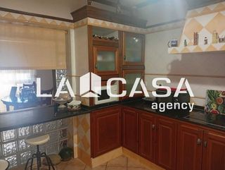 Chalet en venta en Centro - Doña Mercedes en Dos Hermanas