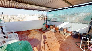 Casa adosada en venta en Villena