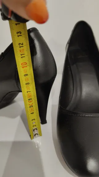 Zapatos de tacón negros
