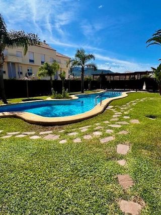 Piso en venta en Les Marines/Las Marinas en Dénia