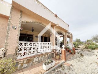Chalet en venta en Villamontes-Boqueres en San Vicente del Raspeig/Sant Vicent del Raspeig