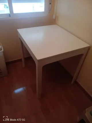 Mesa de comedor blanca 90x90
