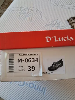 Zapatos negros para pie delicado
