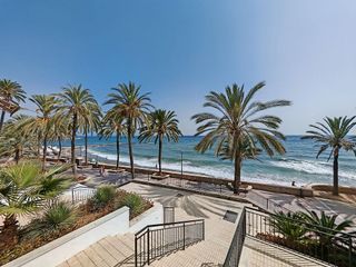 Piso en venta en Playa Bajadilla - Puertos en Marbella