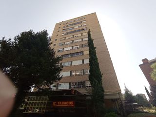 Piso en venta en Huerta del Rey en Valladolid