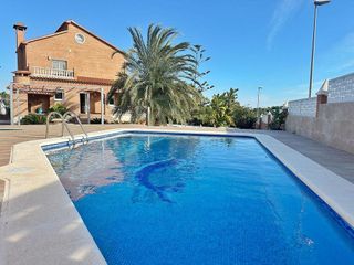 Chalet en venta en Berà Mar - El Francaset en Roda de Barà
