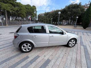 Opel Astra 2005