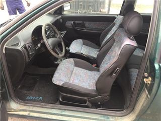 FARO DEL. IZDO. SEAT IBIZA (6K1)(1993->) 1.4 I