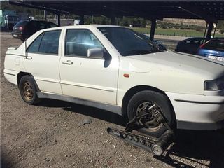 FARO DEL. DCHO SEAT TOLEDO (1L)(09.1991->) 1.9 TDI