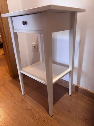 Mesita de noche IKEA HEMNES blanca