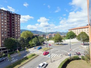 Piso en venta en Txurdinaga en Bilbao