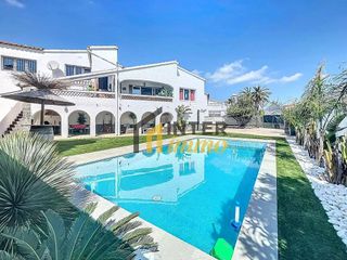 Chalet en venta en Empuriabrava en Castelló d´Empúries