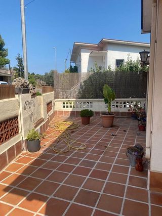 Chalet en venta en Corbera de Llobregat