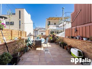 Casa adosada en venta en Centre - Eixample – Can Llobet – Can Serra en Barbera del Vallès