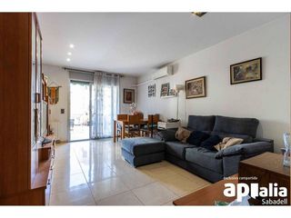 Casa adosada en venta en Centre - Eixample – Can Llobet – Can Serra en Barbera del Vallès