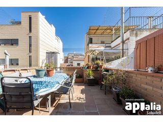 Casa adosada en venta en Centre - Eixample – Can Llobet – Can Serra en Barbera del Vallès