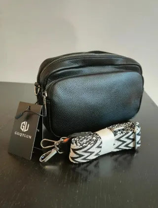 Borsetta GUOTLUN ecopelle nera 3 tasche