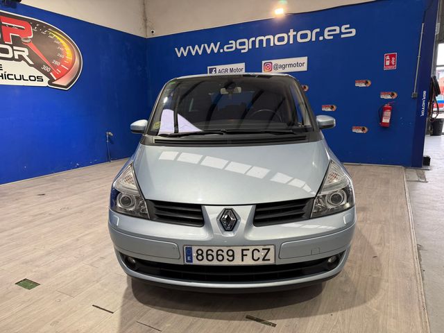 Renault Espace 2.2 dci