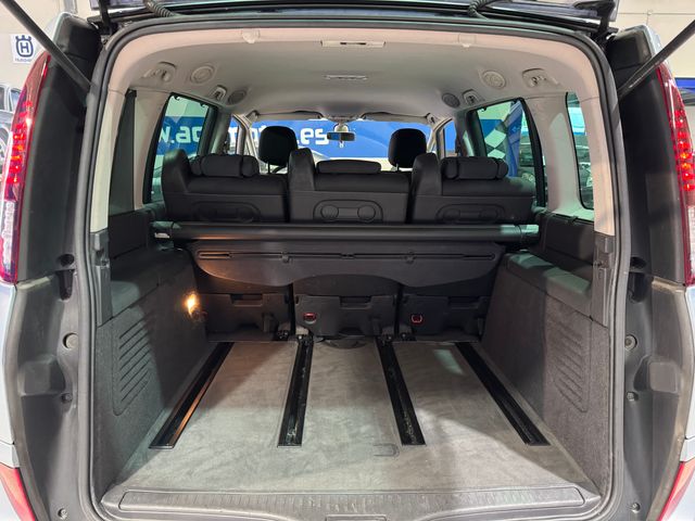 Renault Espace 2.2 dci