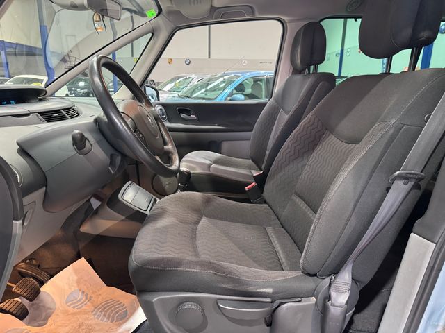 Renault Espace 2.2 dci