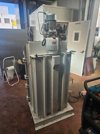 Prensa de cartón HSM V-Press 504