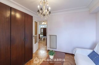 Piso en venta en General Dávila en Santander