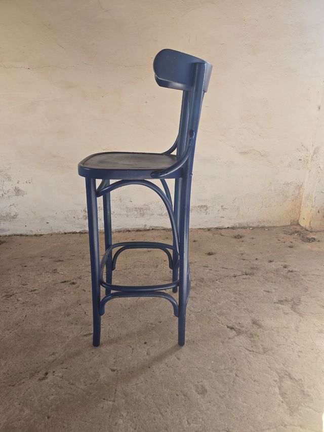 Taburete alto azul