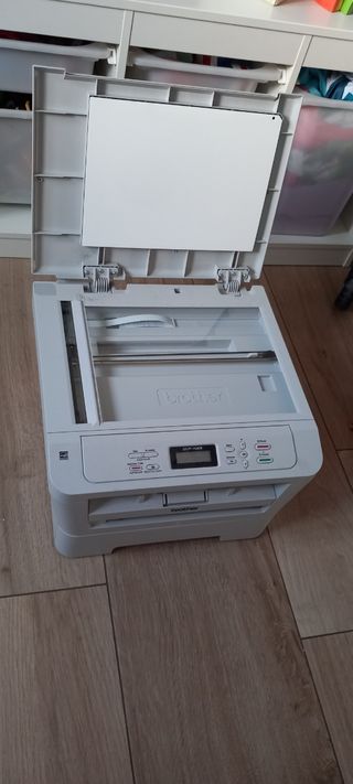 Impresora Multifunción Láser Brother DCP-7055