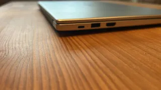 Portátil Huawei MateBook D14 2020 ,raton,cargador