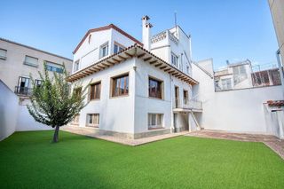 Casa adosada en venta en L'Eixample en Sant Feliu de Guíxols