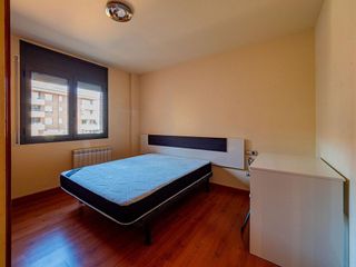 Piso en venta en El Sucre-Universitat en Vic