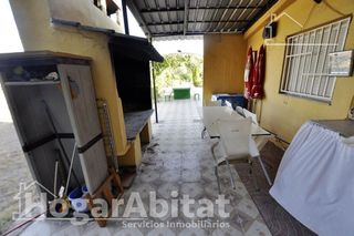 Chalet en venta en La Conarda-Montesano en Bétera