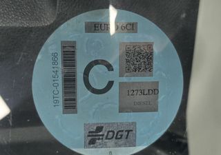 VOLKSWAGEN Transporter Furgon Corto TM 2.0 TDI 75k