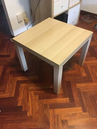 Mesita auxiliar madera y plástico