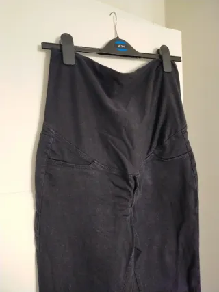 Pantalón premamá negro + pijama regalo