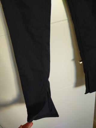 Pantalón premamá negro + pijama regalo