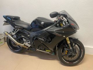 Yamaha R6 Negra