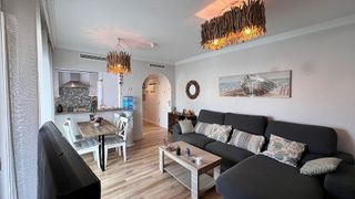 Ático en venta en Nueva Andalucía centro en Marbella