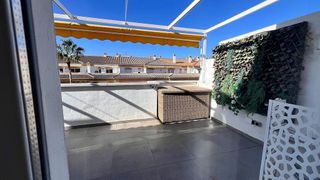 Ático en venta en Nueva Andalucía centro en Marbella