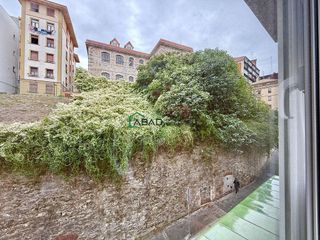 Piso en venta en Atxuri en Bilbao